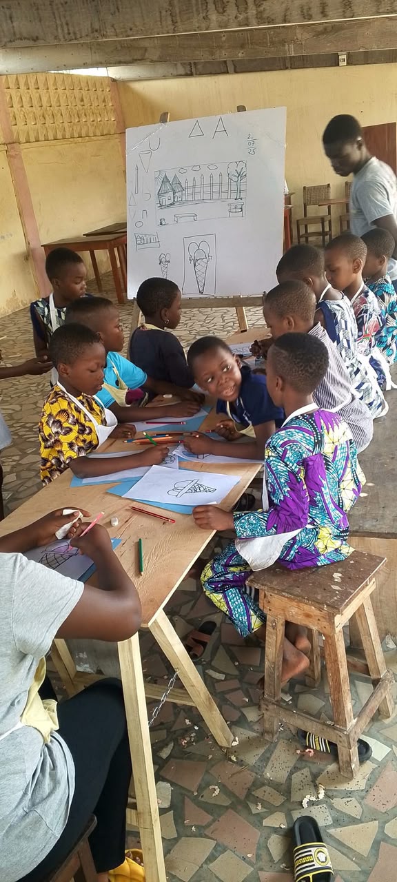 Atelier enfant dessin vacances — Édition Août 2025 — photo 4