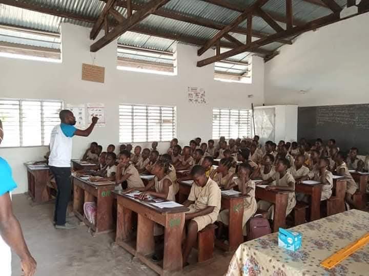 Renforcement de capacité des écoliers en dessin — Ménontin Nord, Cotonou — photo 5